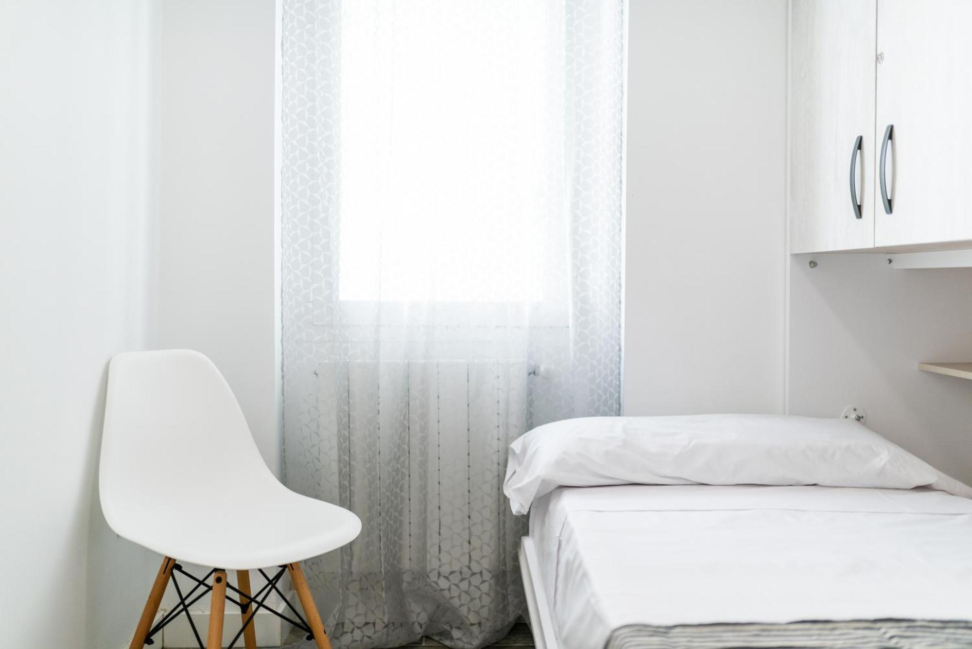 Pajaritos Suites Junto A Centro, Estacion De Tren Y Plaza De Toros 그라나다 외부 사진