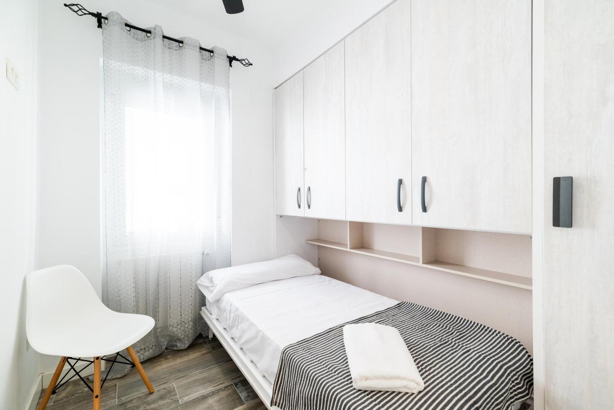 Pajaritos Suites Junto A Centro, Estacion De Tren Y Plaza De Toros 그라나다 외부 사진
