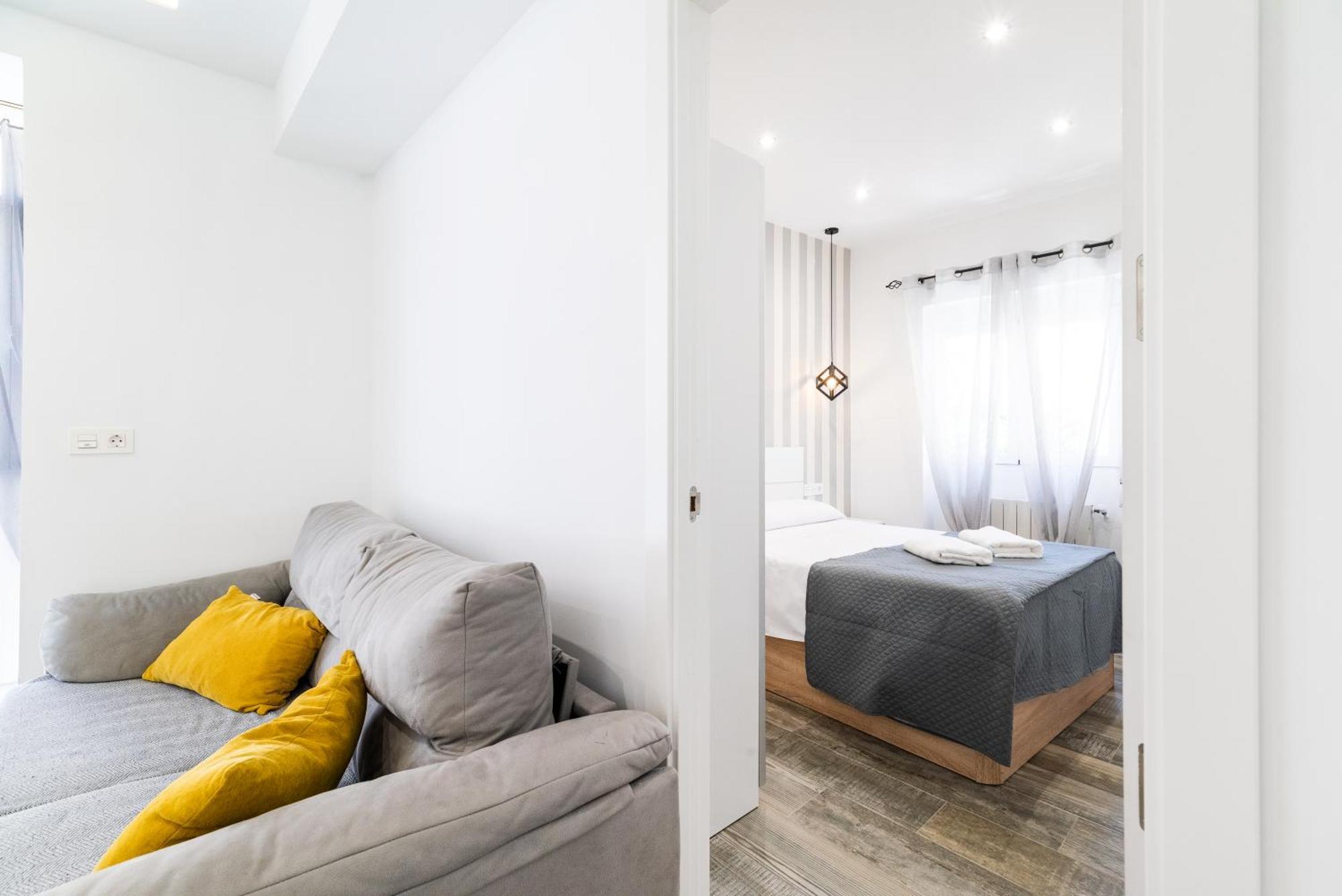 Pajaritos Suites Junto A Centro, Estacion De Tren Y Plaza De Toros 그라나다 외부 사진