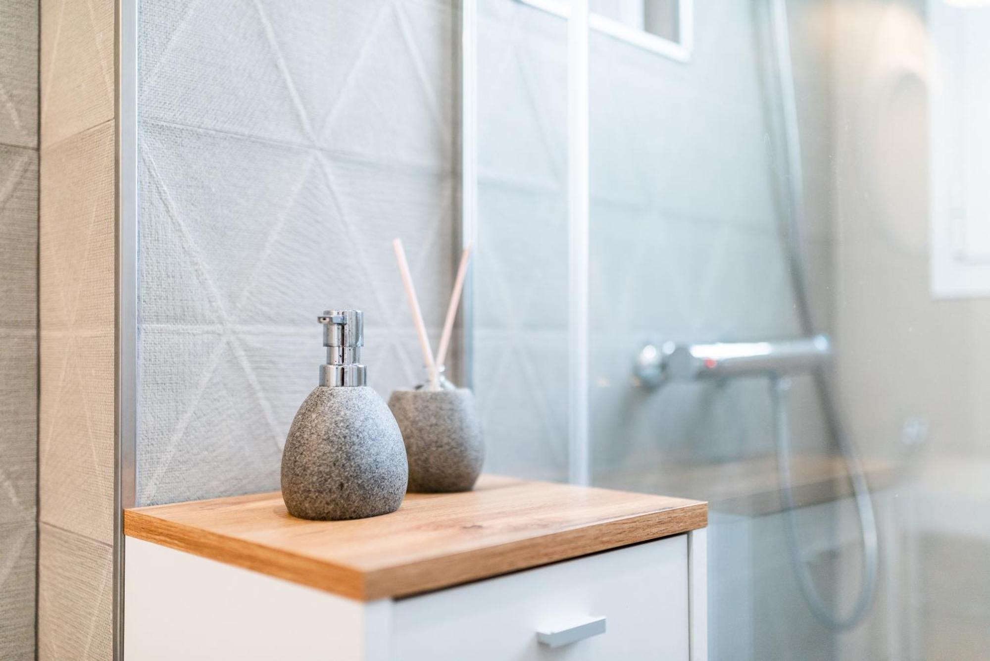 Pajaritos Suites Junto A Centro, Estacion De Tren Y Plaza De Toros 그라나다 외부 사진