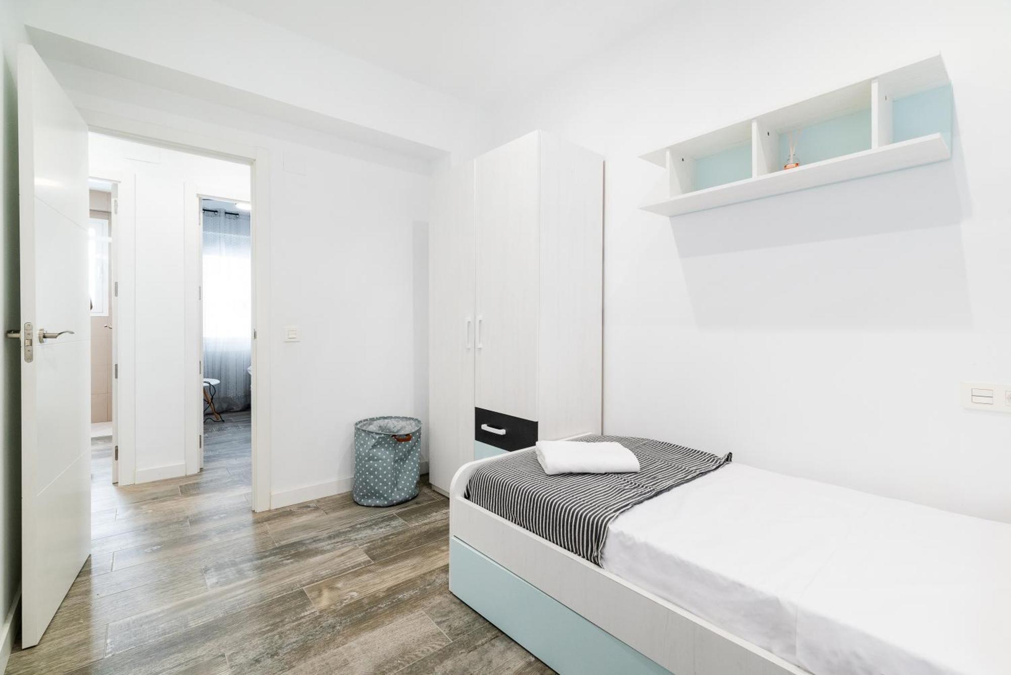 Pajaritos Suites Junto A Centro, Estacion De Tren Y Plaza De Toros 그라나다 외부 사진