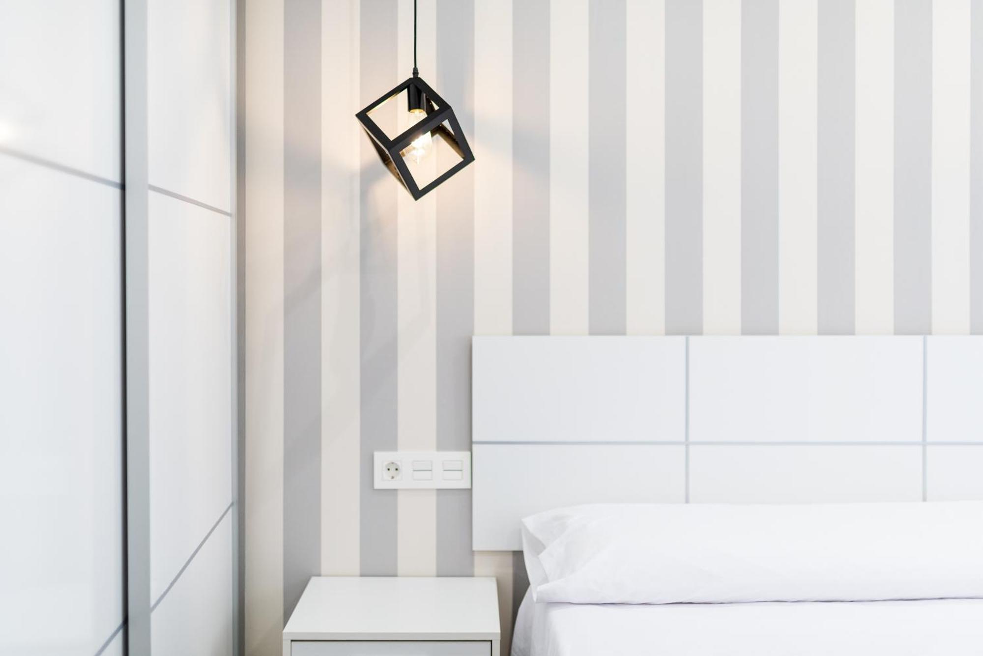 Pajaritos Suites Junto A Centro, Estacion De Tren Y Plaza De Toros 그라나다 외부 사진